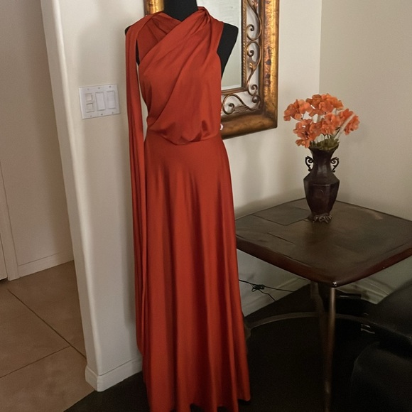 Gorgeous Infinity versatile dress!! Many different ways to wear! 🧡 - Picture 2 of 7